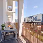Lovely 1-Bedroom Apartment Near Park In Vilnius